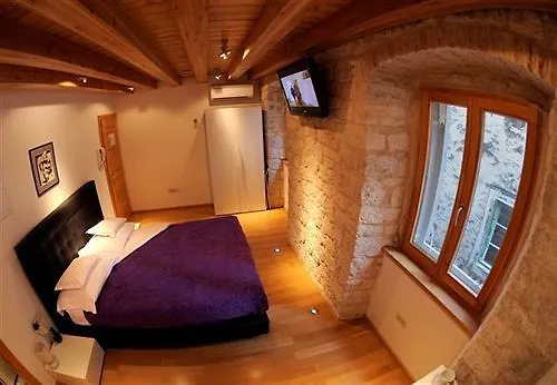 Villa Marta - Stone House In The Center - Split