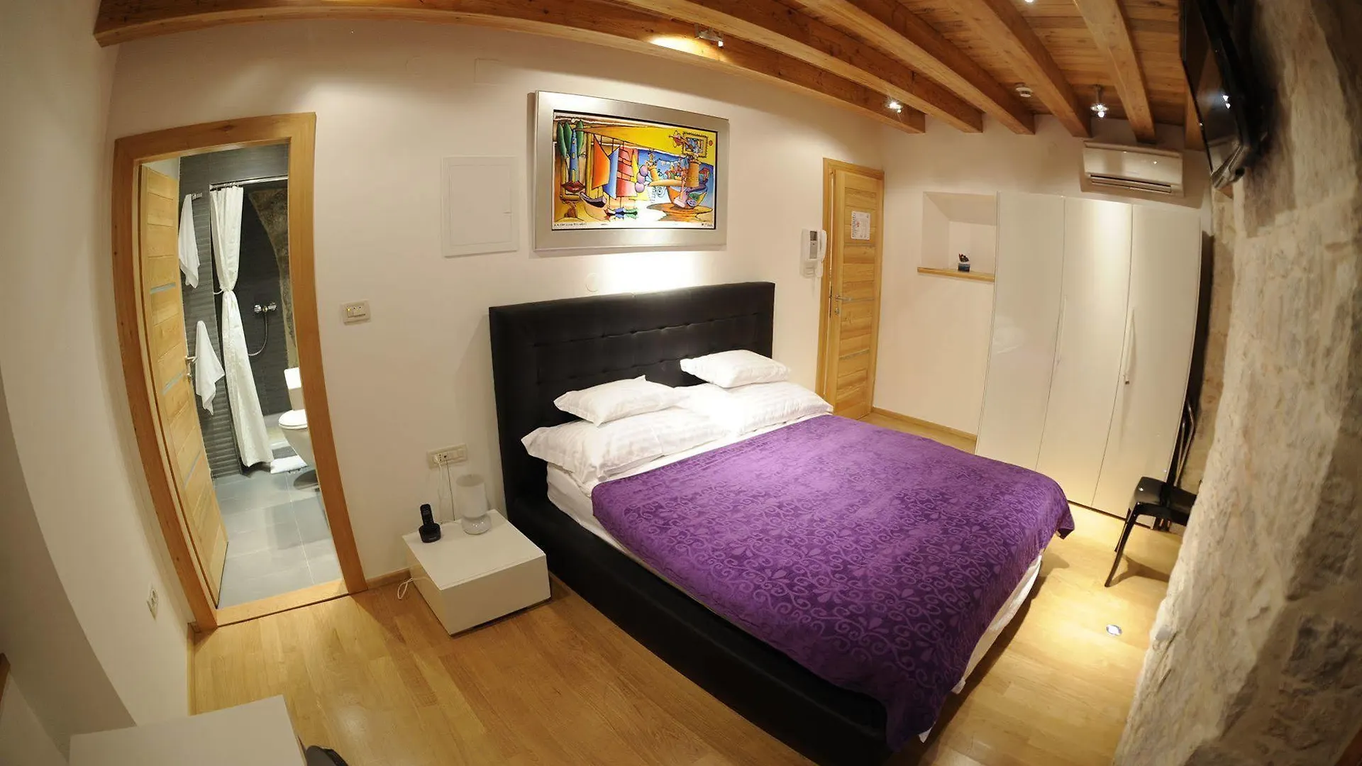 **** Guest house Villa Marta - Stone House In The Center - Split Croatia